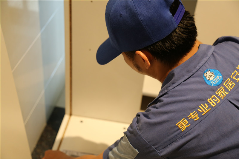 定制衣柜安裝最全攻略，趕快學(xué)起來