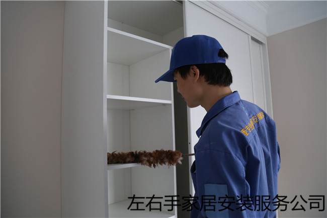 衣柜保養(yǎng)怎么做？這樣清潔衣柜才對！