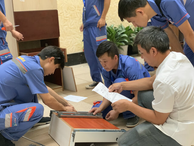 干完活卻收不到錢！安裝師傅有苦說不出來！