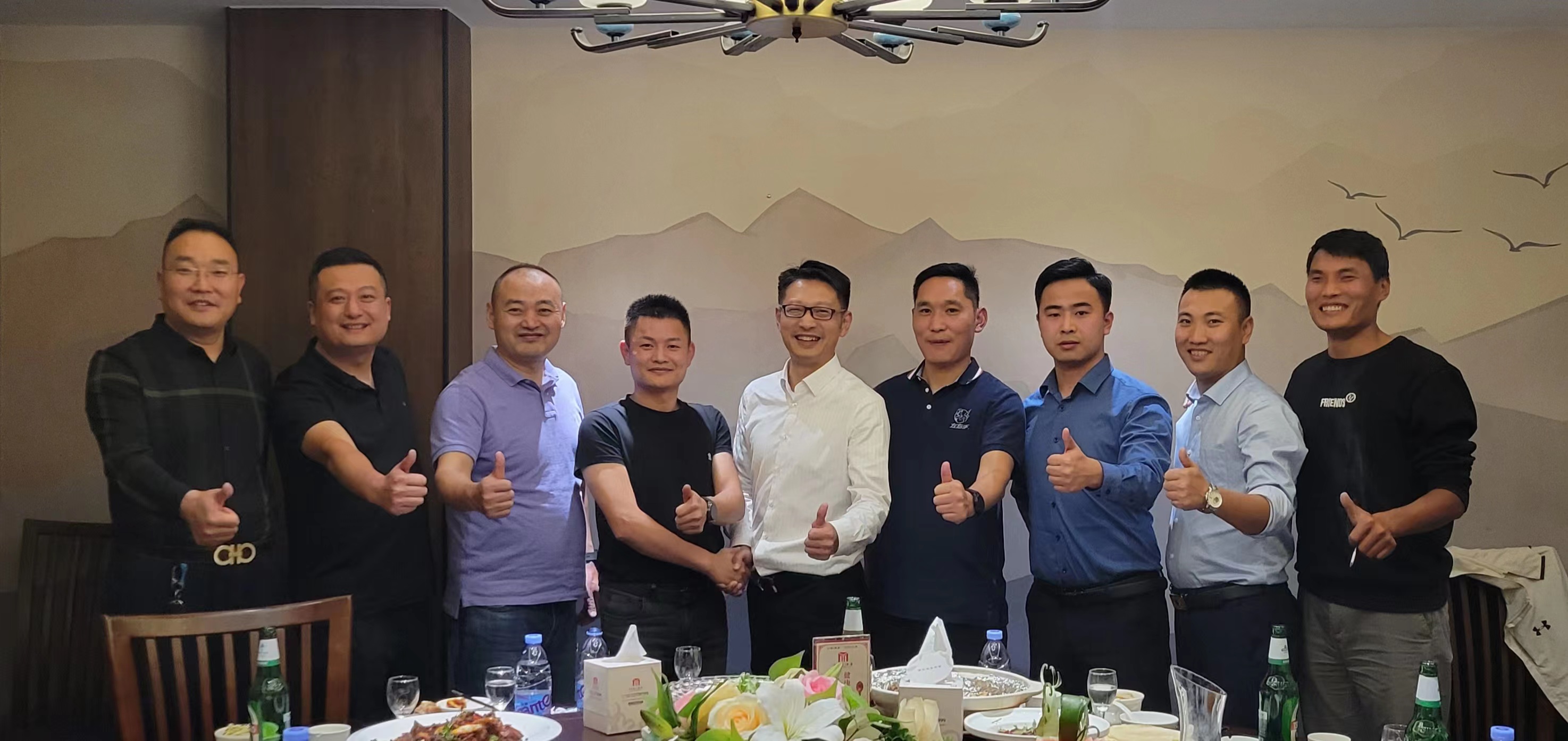 左右手的又一步奮進(jìn)，沖擊山東市場！